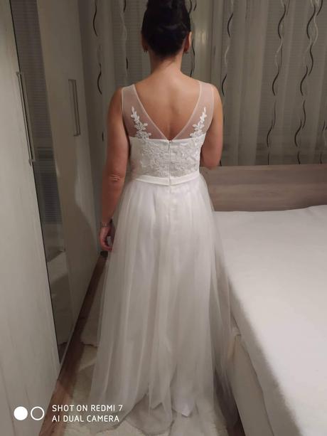 Svadobné šaty, 38 / m