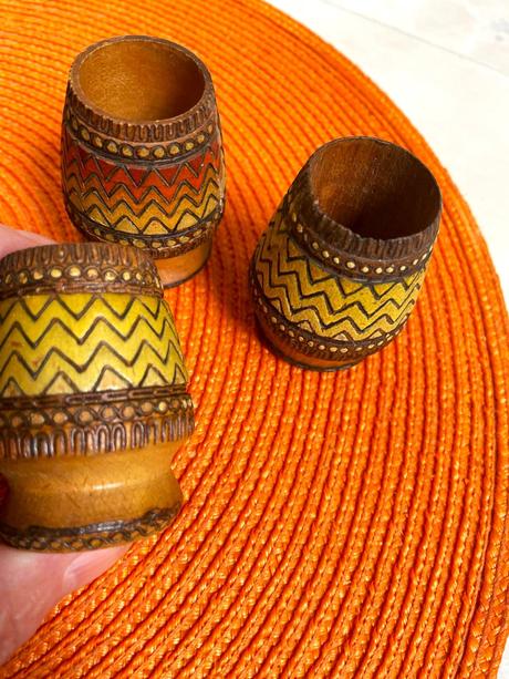 Drevené poháriky / 6 ks,