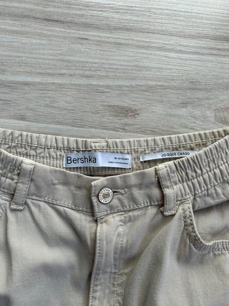 Jogger nohavice, bershka,152