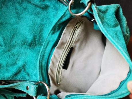 Kabelka s brúsenej kože, 