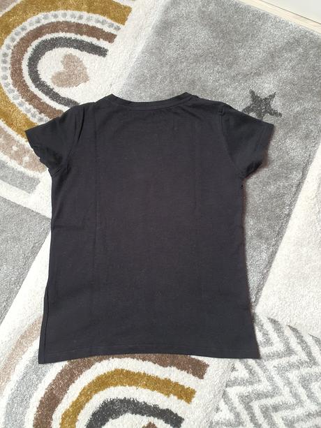 Tricko, reserved,140