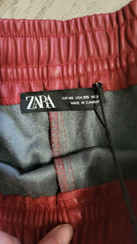 Koženkové nohavice, zara,xs