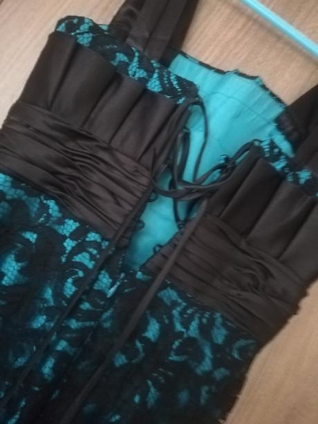 Spoločenské čipkované šaty + štola, 36