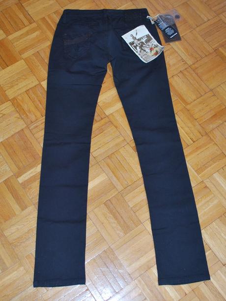 Dámske čierne štýlové džínsy, s