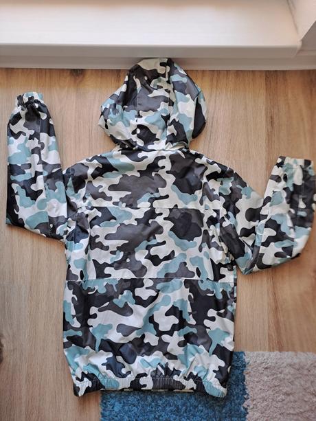 Vetrovka, reserved,146