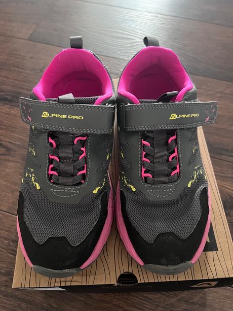 Turistické tenisky, alpine pro,35