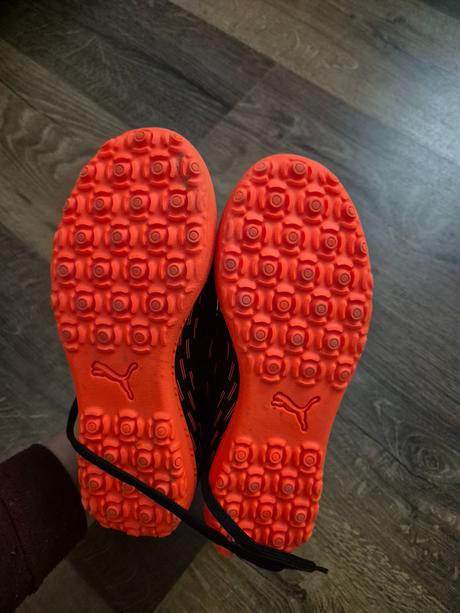 Futbalové topanky, puma,35