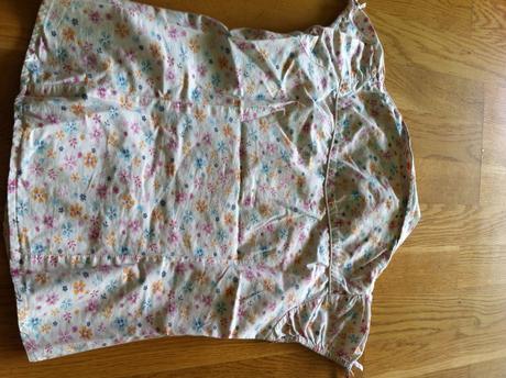 Kvietkova kosielka, 128