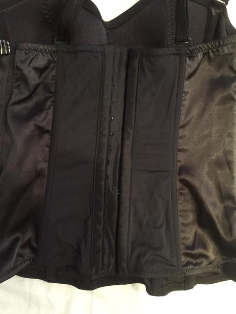 Korzet/top vs, avon,s