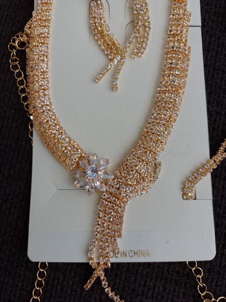 Sada šperkov, nepoužitá, 