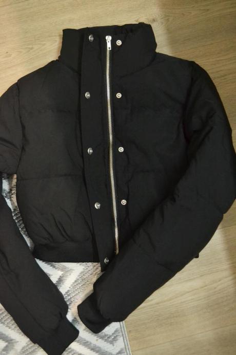 Sexi kratšia bundička s patentom xs/m, m