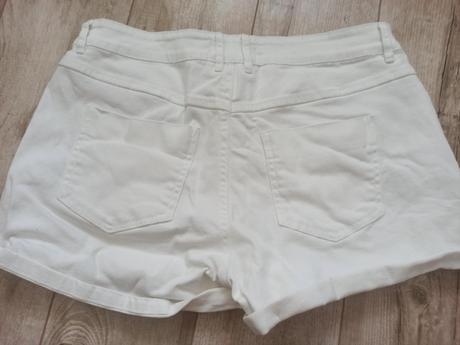 Dámske šortky, reserved,42
