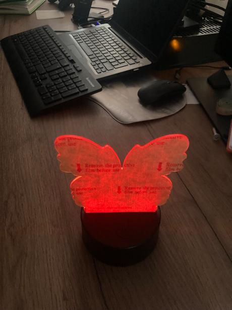 Nočná lampa motýľ, 