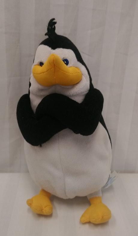 Plyšový tučniak z madagaskaru pinguins, 22 cm,
