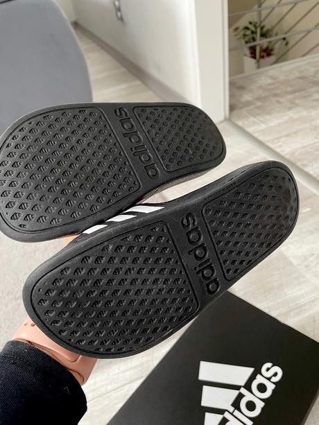 Šľapky, adidas,29