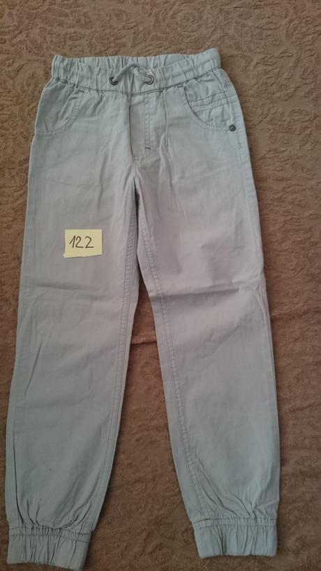 Tenké nohavice, 122