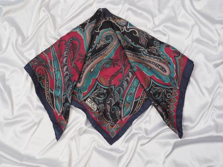 Luxusná hodvábna šatka liberty of london, m