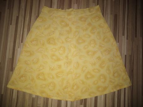 Dievčenská sukienka, 146