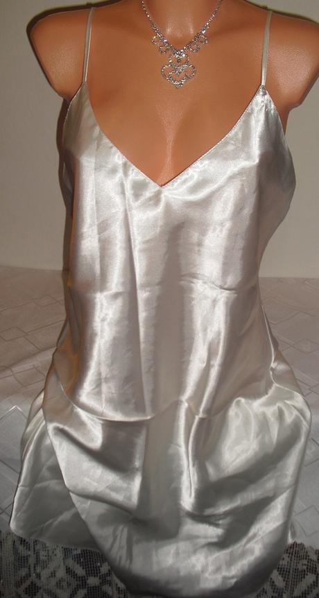 Dlha satenova kosielka, xl