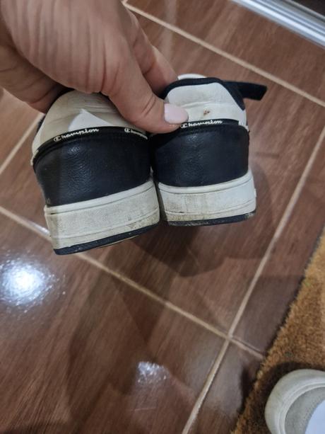 Tenisky, champion,33