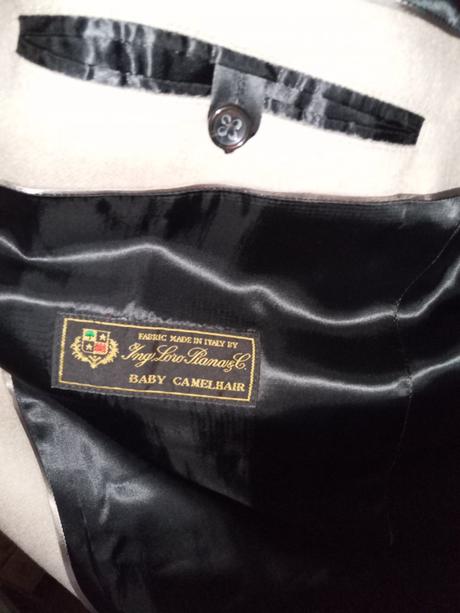 Elegantný kabát, 58