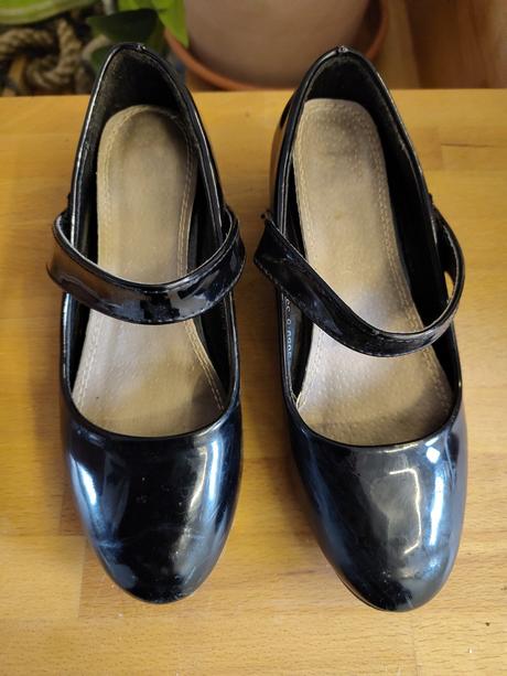 Lakovane klopkacky 33, 33