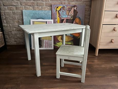 Detsky stolik so stolickou, 