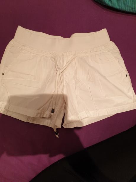 Biele kratase, esmara,m