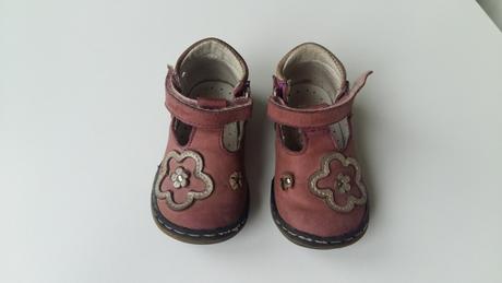 Sandalky, kornecki,20