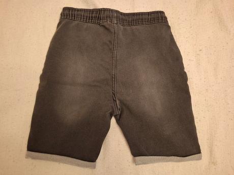 Šortky,  kraťasy, pepperts,152