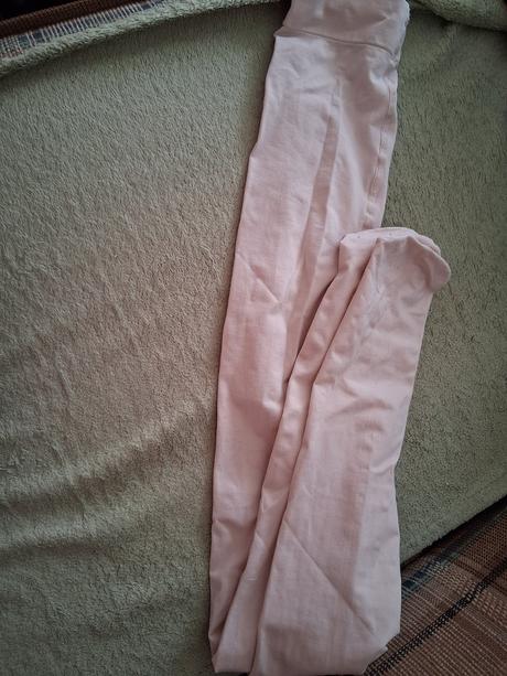 Baletné pančuchy, 146