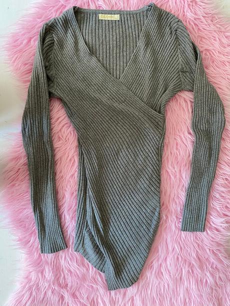 Trblietavý svetrík, xs