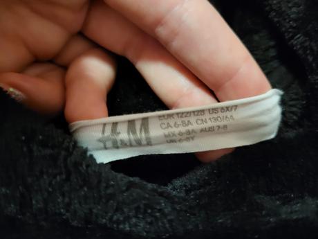 Ultrahrubá čierna mačacia mikina, h&m,128