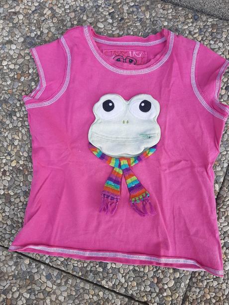 Zľava. tričko next zo žabou velk. 7 rokov., next,116
