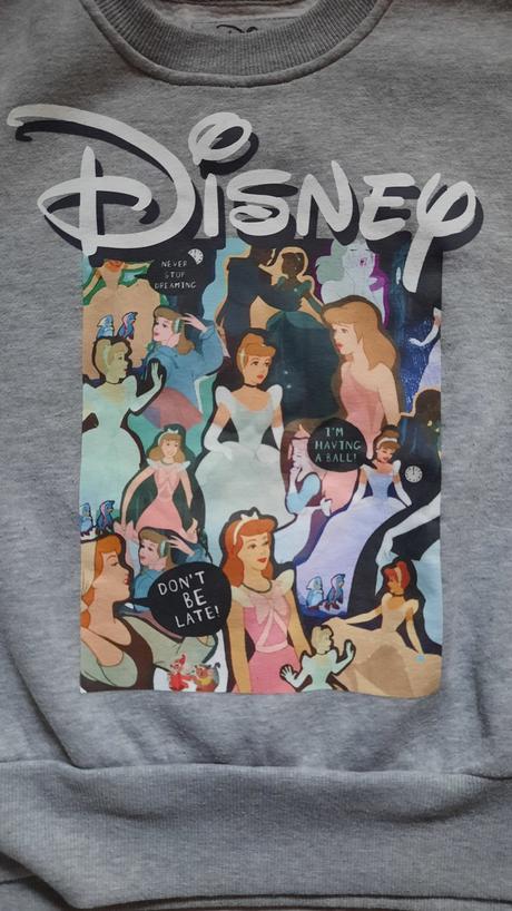 Cropptop disney v.s, disney,s