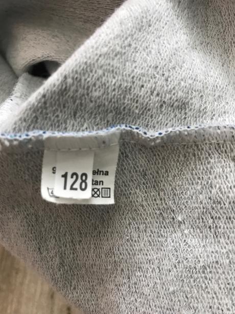 Predlzene tricko alebo saty, 122