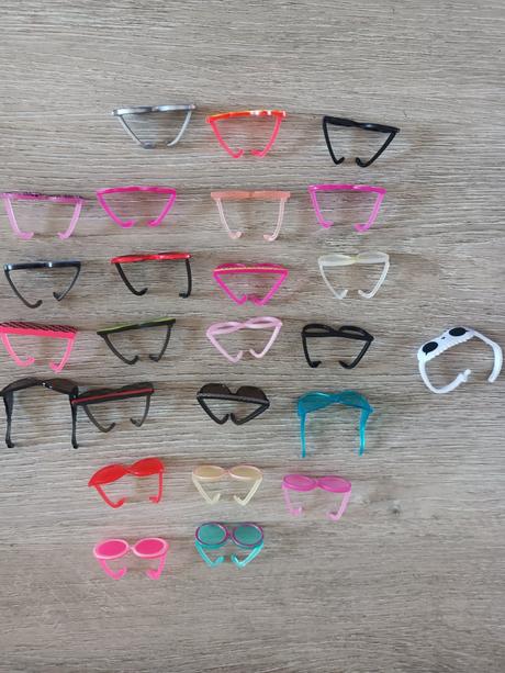 Bábika lol aj s oblečením a doplnkami, 