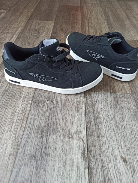 Tenisky v.37, sprandi,37