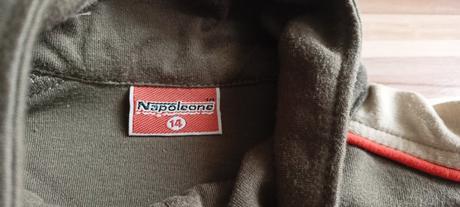 Tričko s golierom, 146