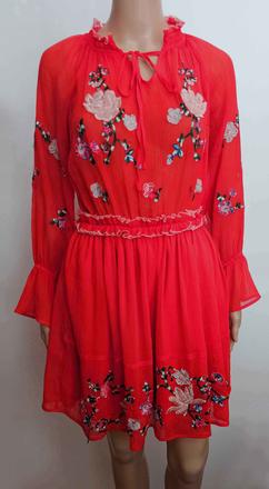 Vyšívané šaty, 38