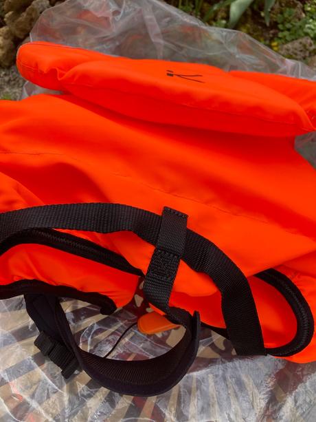 Plavecká vesta hiko,