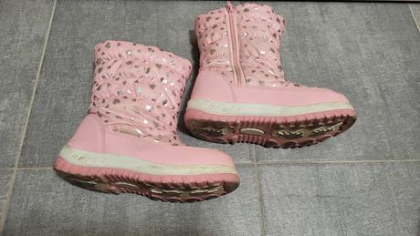 Snehule, deichmann,33