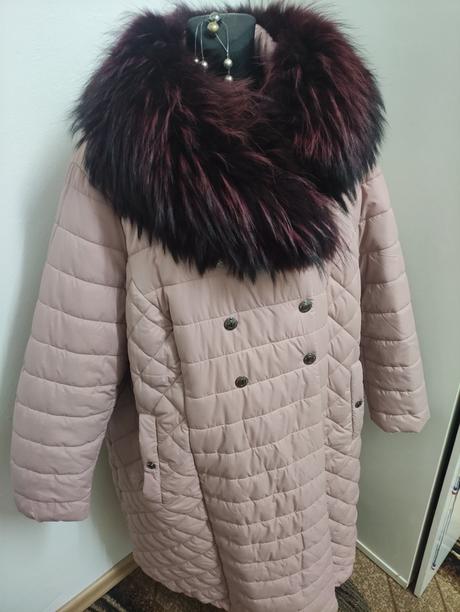 Nádherná bunda, golier pravý myval, 54