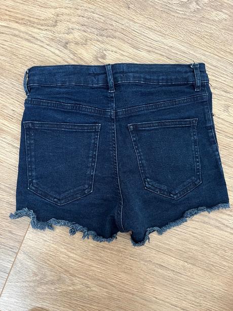 Šortky bershka xs, bershka,xs