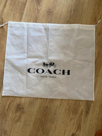 Dust bag coach, coach