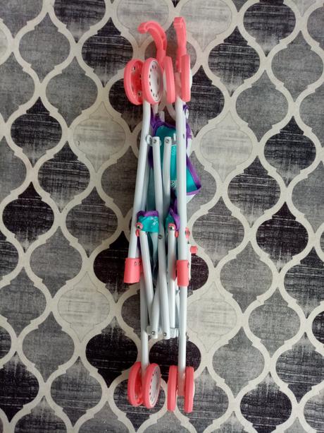 Kočík pre bábiky, 