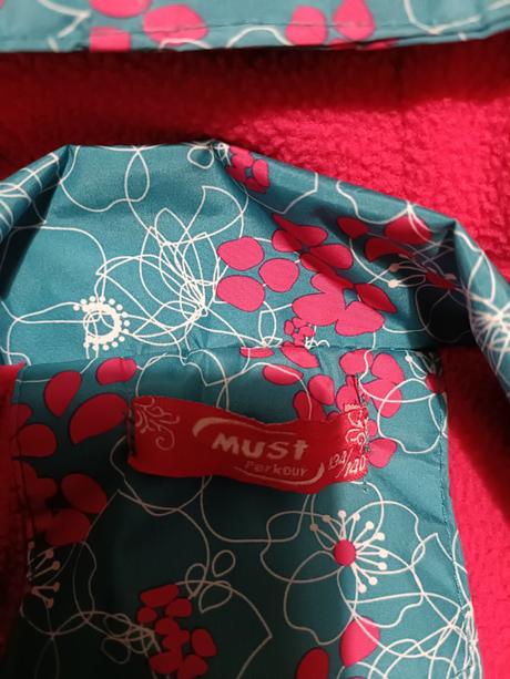 Nepremokavá bunda, 134