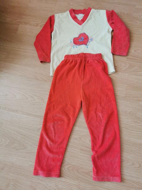 Hrubé zimné pyžamo, 128