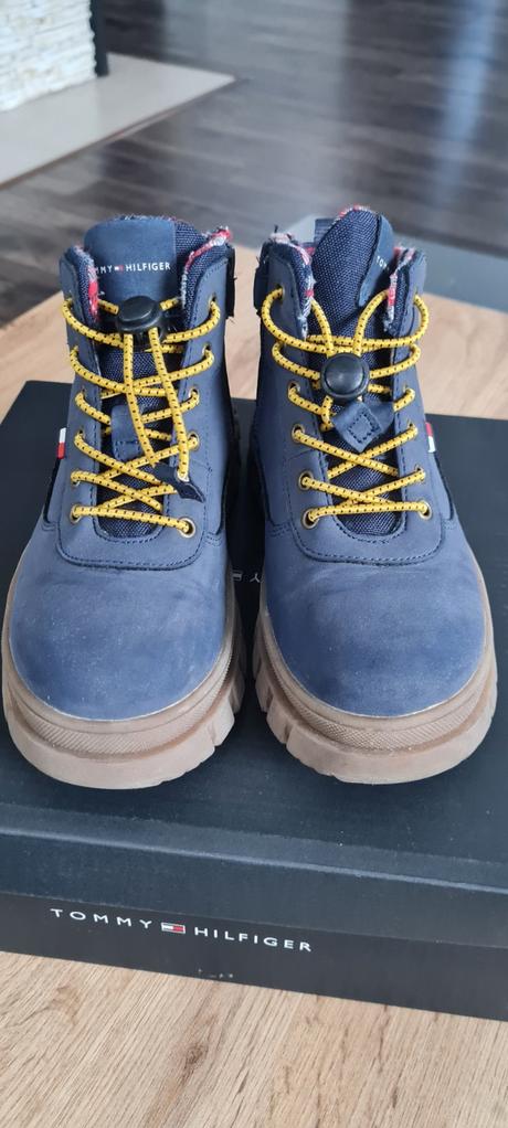Chlapcenske topanky tommy hilfiger.velkost 31, tommy hilfiger,31