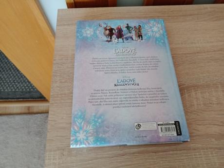 Kniha ladové kráľovstvo-filmove pribehy, 